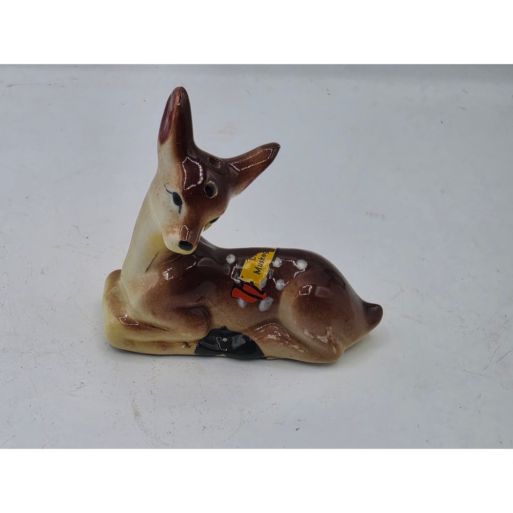 Vintage Muskegon State Park Michigan Ceramic Deer Fawn Figurine Souvenir